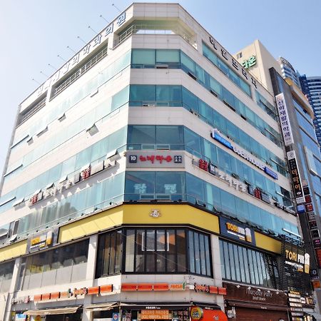 Haeundae Guesthouse Busan Bagian luar foto