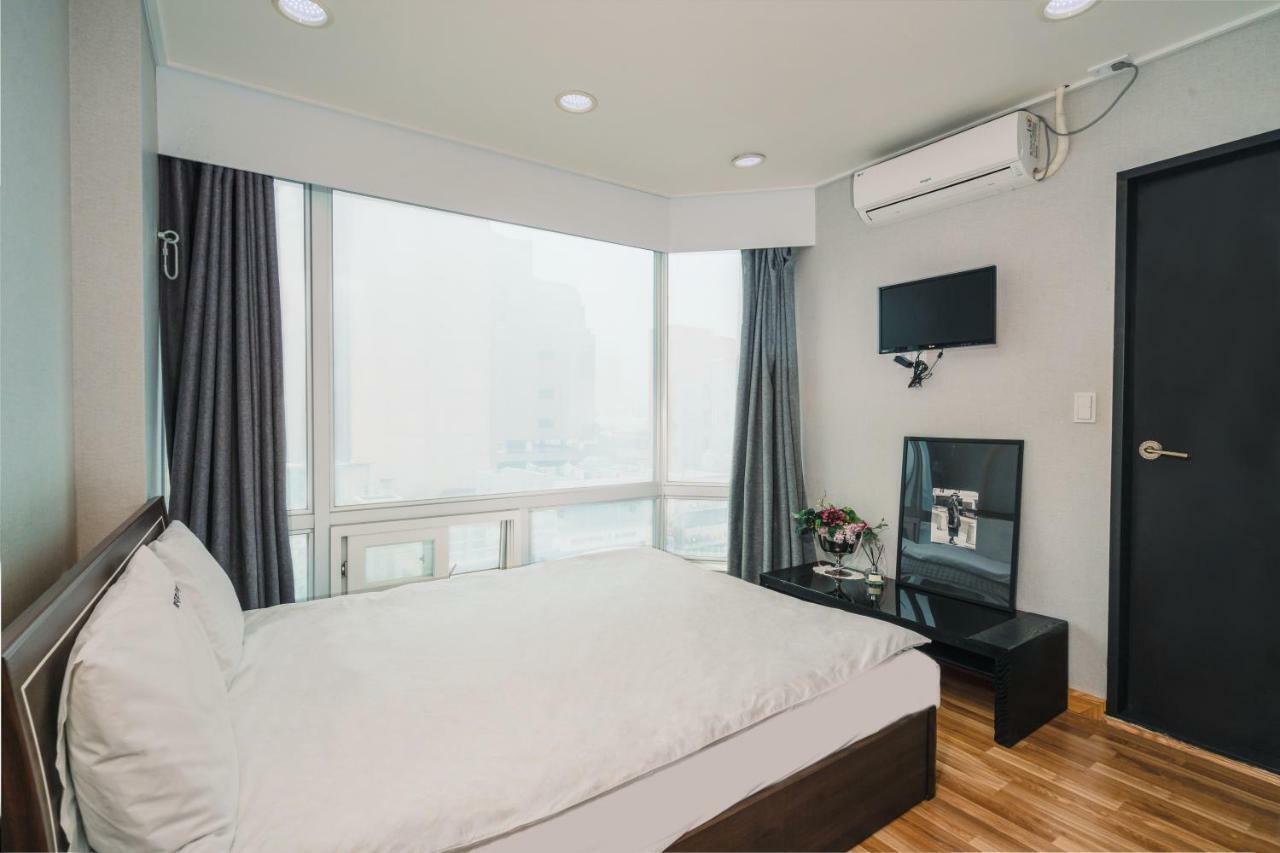 Haeundae Guesthouse Busan Bagian luar foto