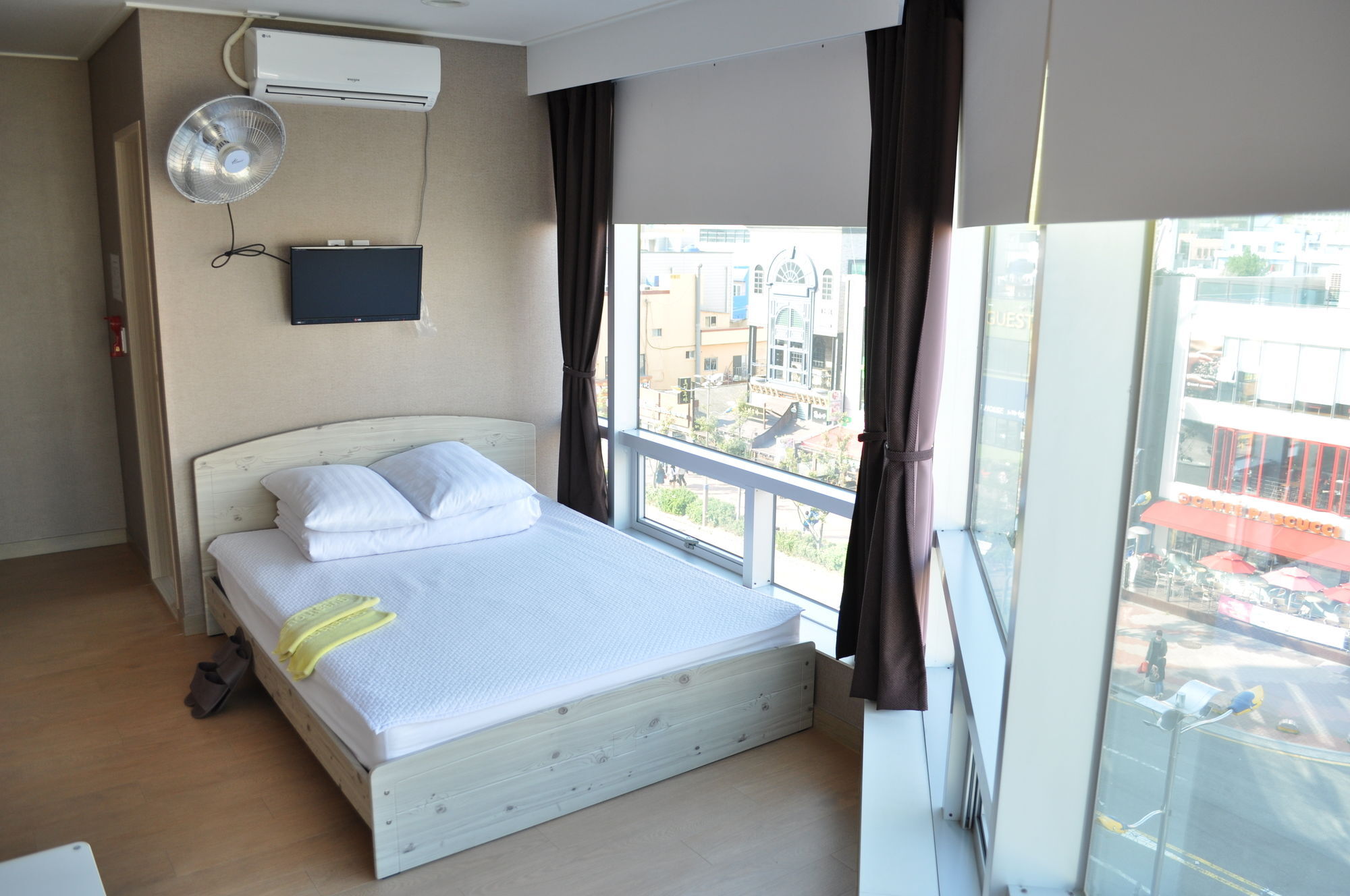 Haeundae Guesthouse Busan Bagian luar foto